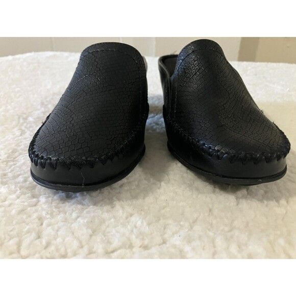 RIALTO VETTE Black Croc Embossed Mules Clogs Size 9.5M Slip-On Comfort Heel - Picture 7 of 11